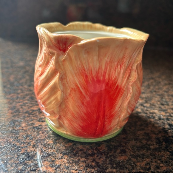 Flower cup - Picture 3 of 3